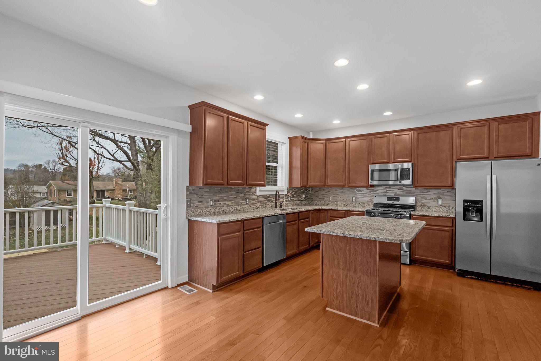 120 Frazier Road Warrenton, VA 20186 - Photo 6 of 29 Gallery Image 6