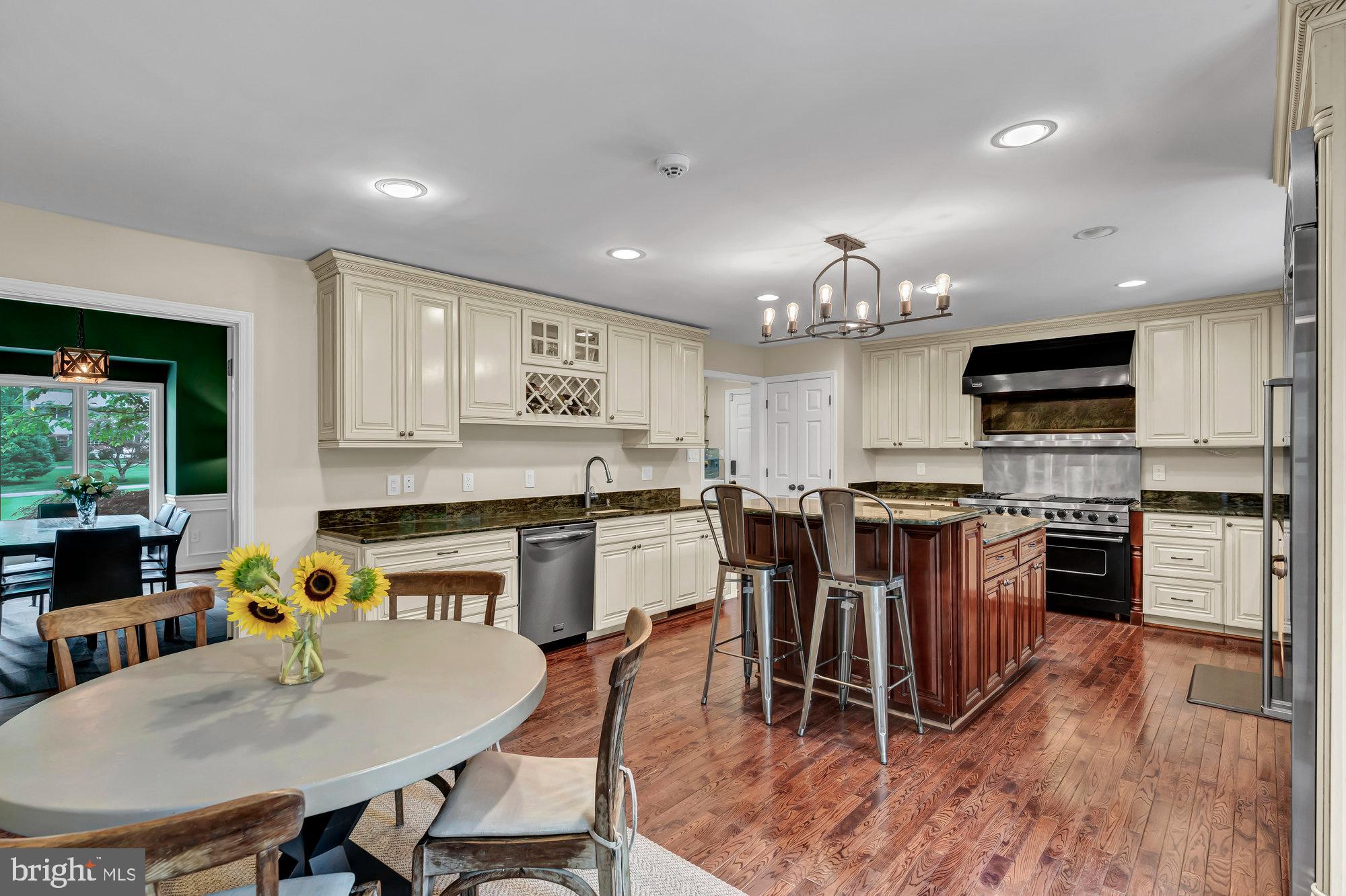 2108 Post Road Vienna, VA 22181 - Photo 16 of 92 Gallery Image 16