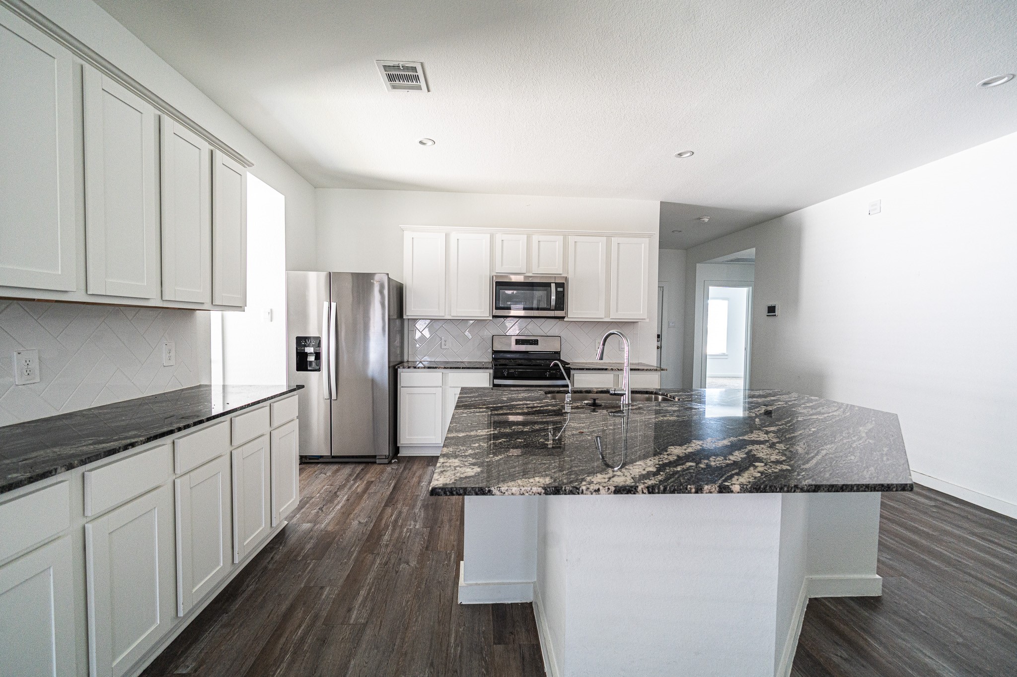 8730 Anacua Drive Rosharon, TX 77583 - Photo 5 of 22