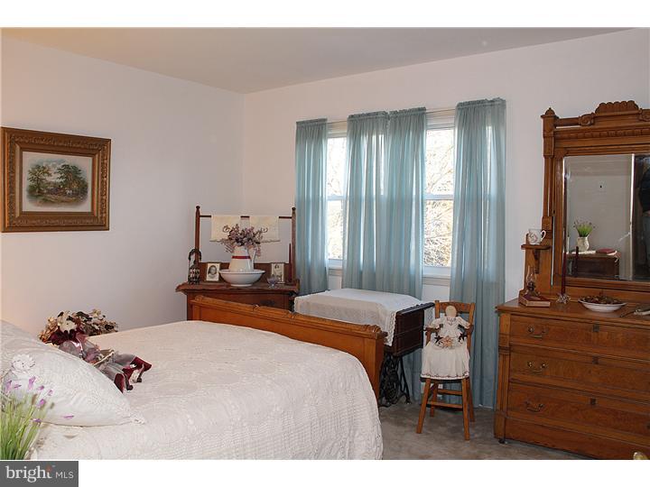 540 Denbign Road Langhorne, PA 19047 - Photo 13 of 20 Bedroom 3