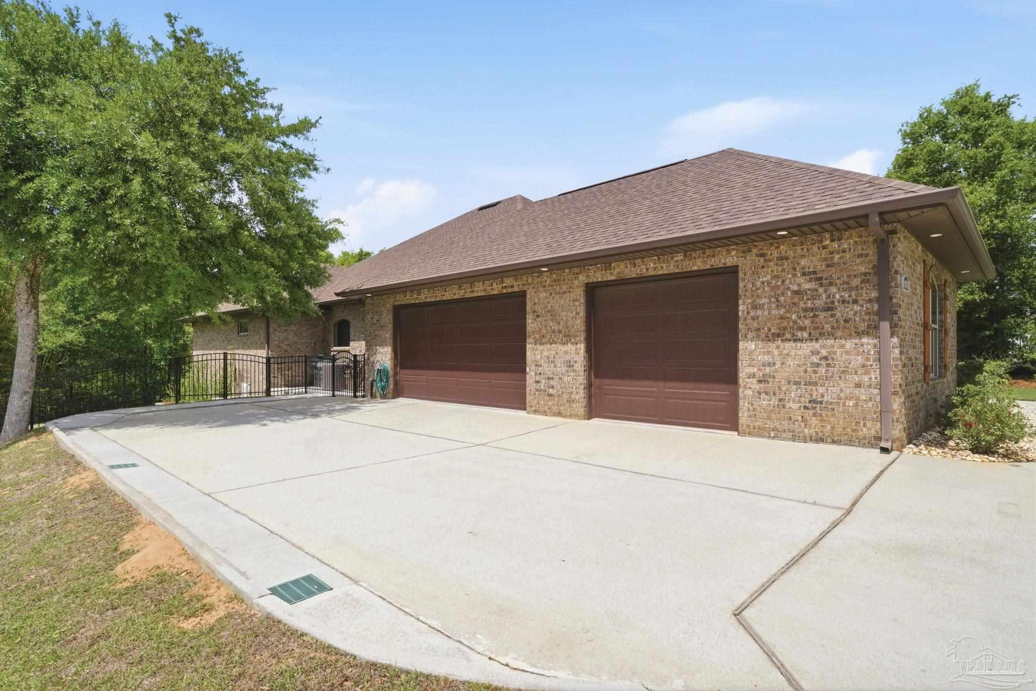 8629 Foxtail Loop Pensacola, FL 32526 - Photo 37 of 65
