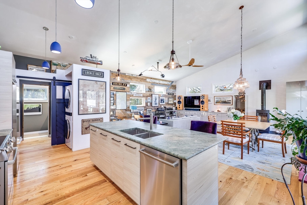 91 Shore Road Truro, MA 02666 - Photo 16 of 41