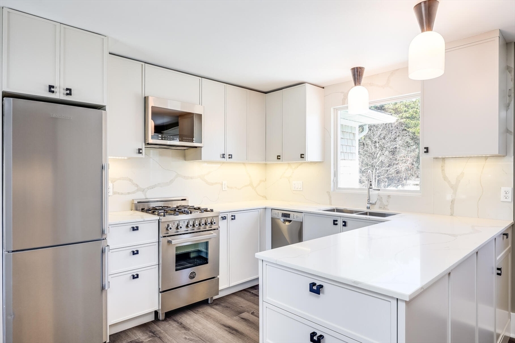 91 Shore Road Truro, MA 02666 - Photo 30 of 41