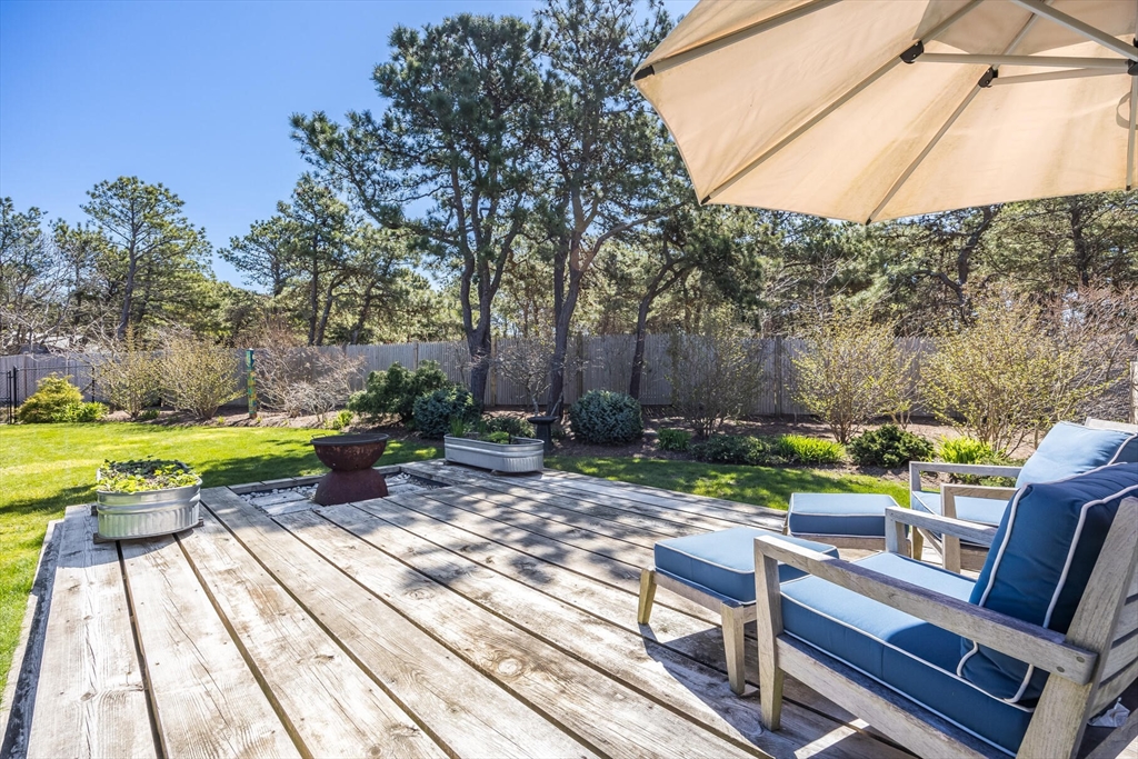 91 Shore Road Truro, MA 02666 - Photo 5 of 41