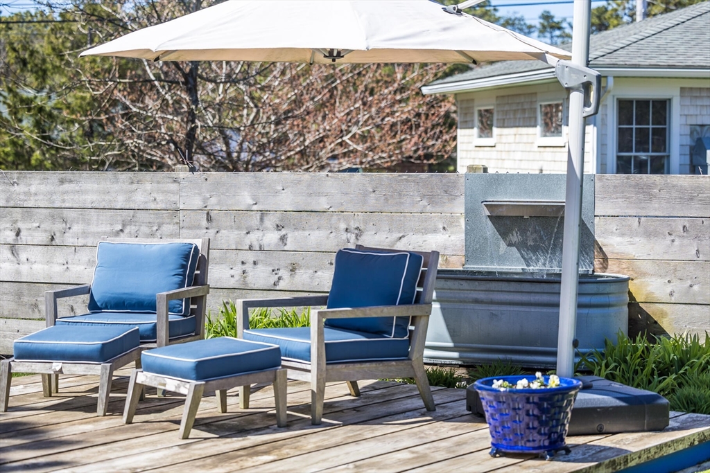 91 Shore Road Truro, MA 02666 - Photo 7 of 41