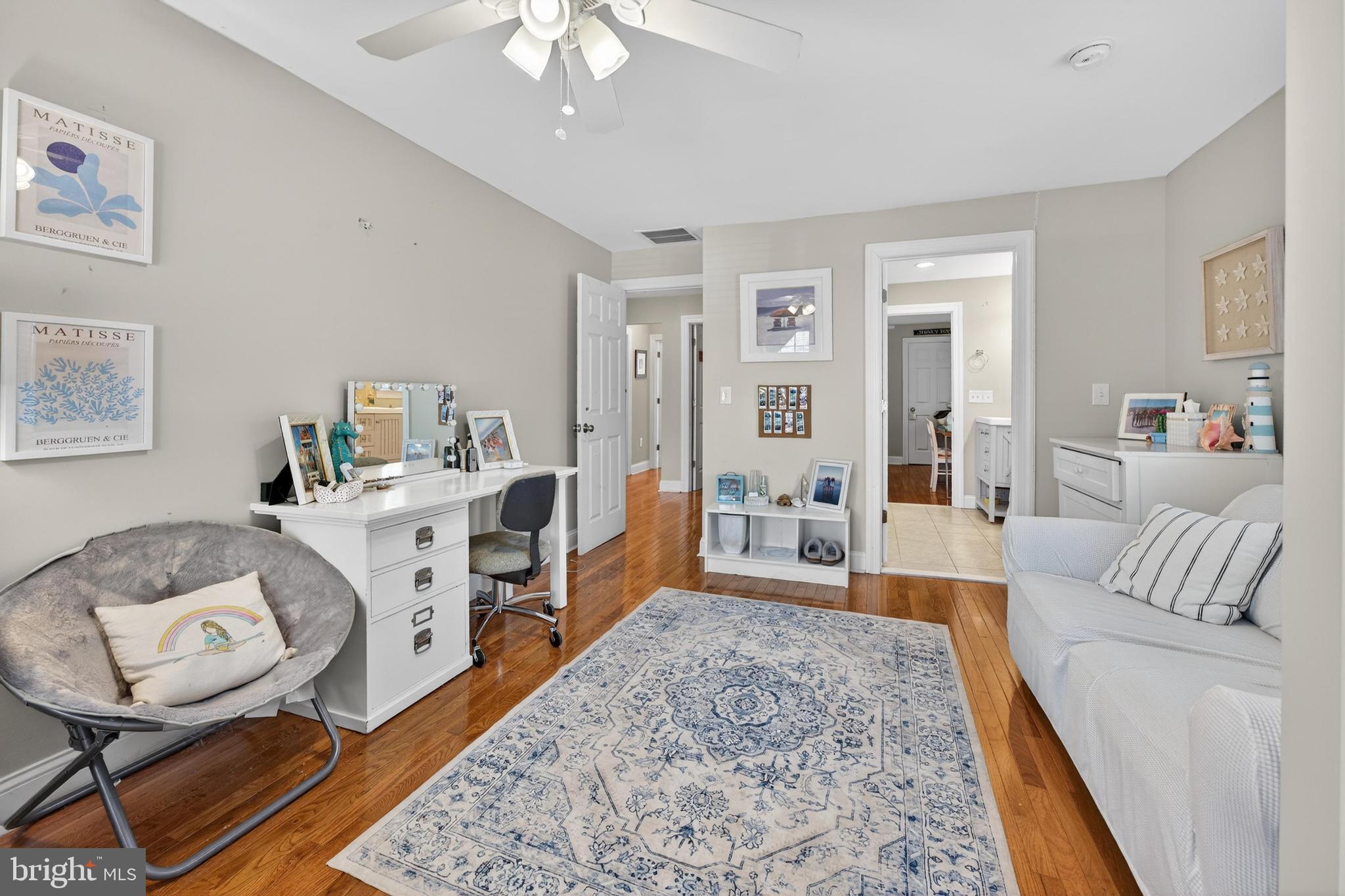 148 Windsor Avenue Haddonfield, NJ 08033 - Photo 19 of 30 Charming room with warm wooden floors.