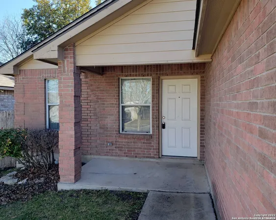 $1,600 | 10622 Shaencrest, San Antonio, TX 78254