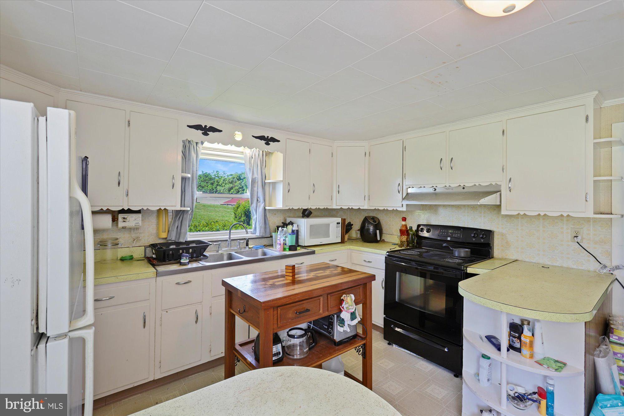 10 Greason Road Carlisle, PA 17015 - Photo 14 of 29 Gallery Image 14