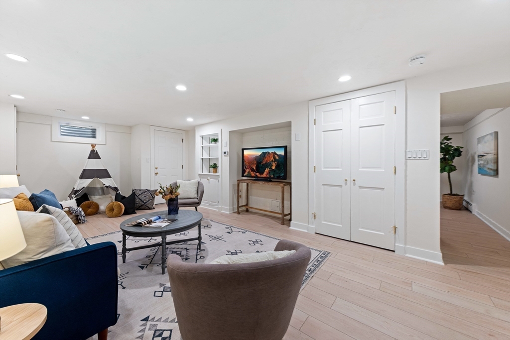 18 Isaac Davis Road Concord, MA 01742 - Photo 31 of 42