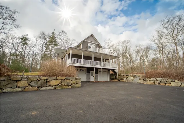 $799,000 | 44 Decubellis Court, Glocester, RI 02814