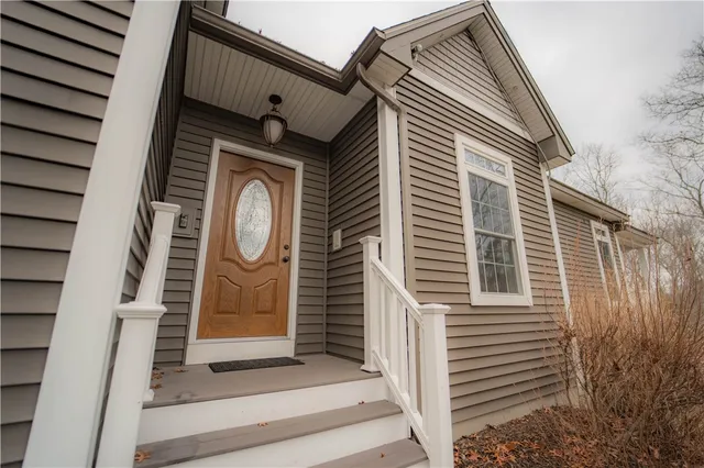 $799,000 | 44 Decubellis Court, Glocester, RI 02814