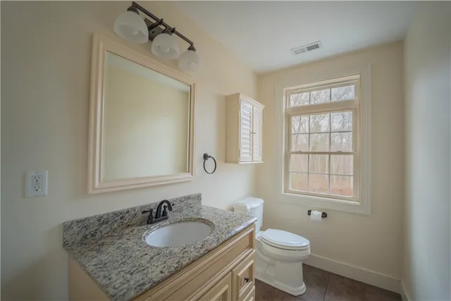 $799,000 | 44 Decubellis Court, Glocester, RI 02814