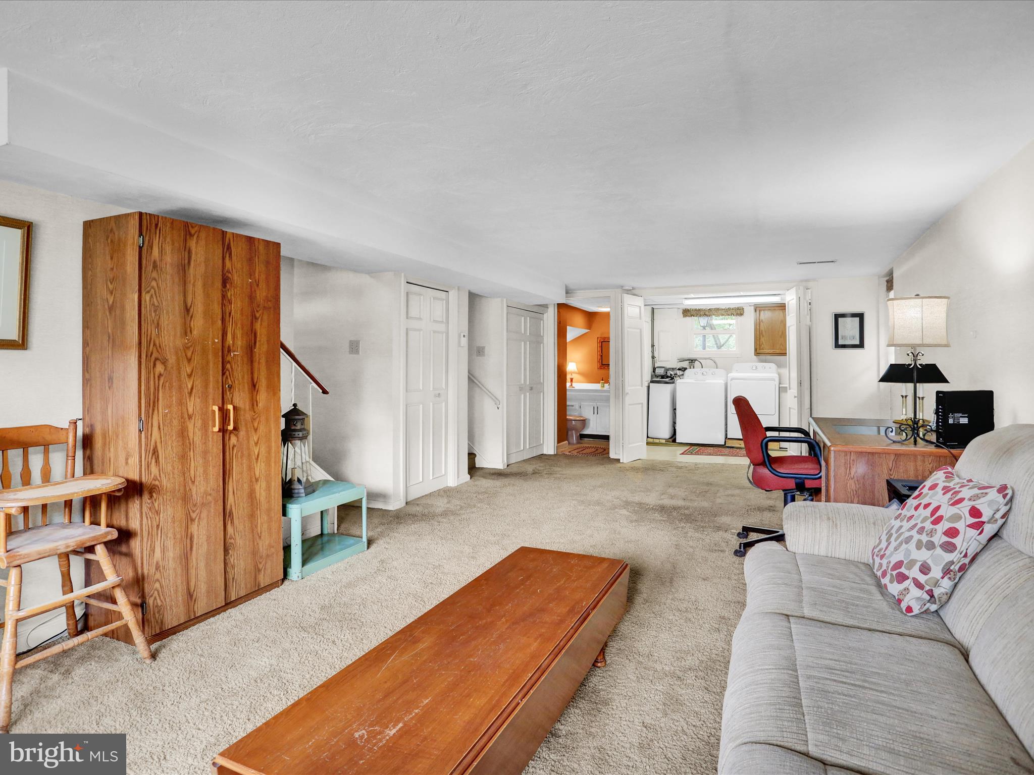115 Mayer Street Reading, PA 19606 - Photo 22 of 48 a living room with furniture and a window