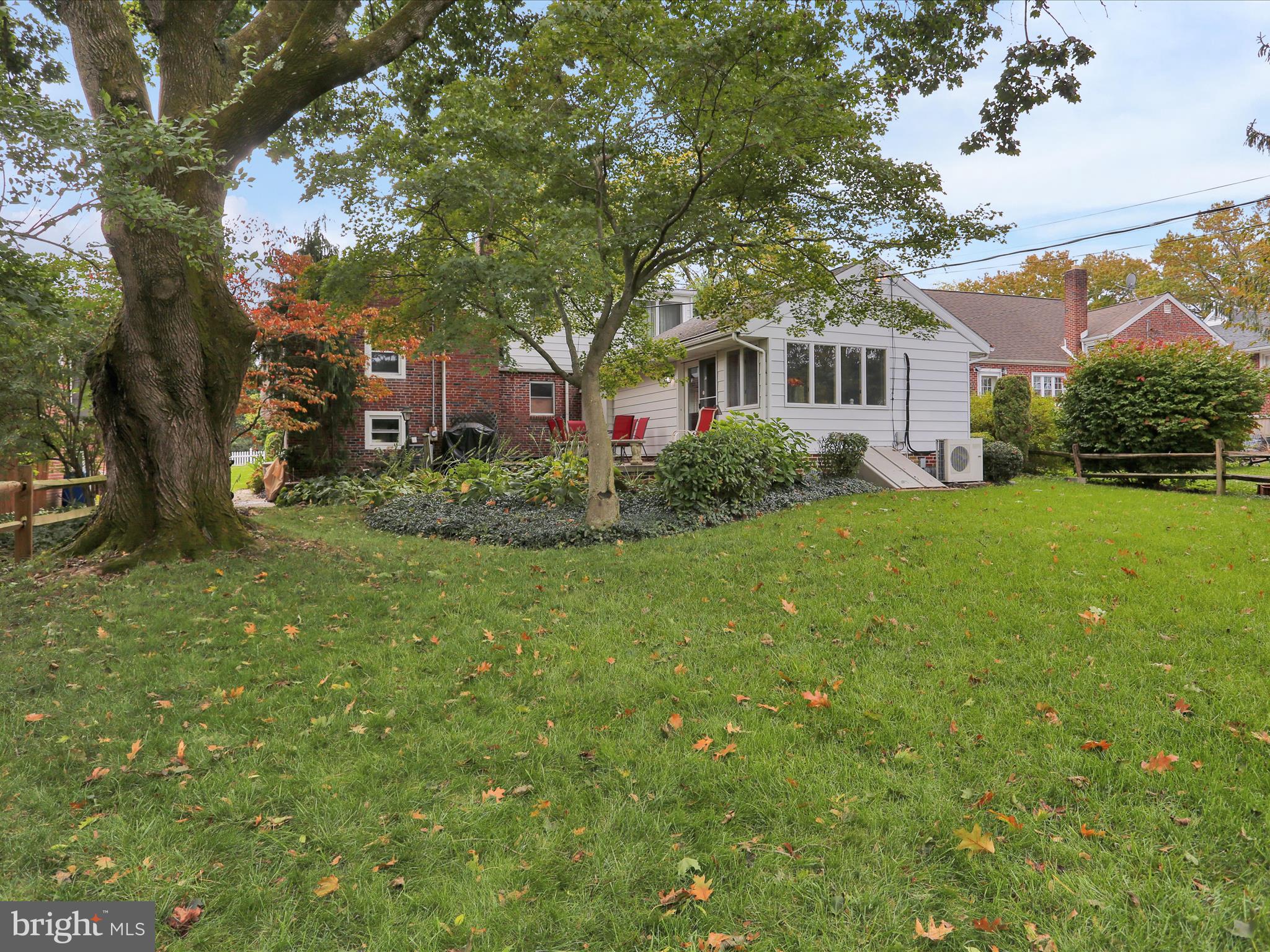 115 Mayer Street Reading, PA 19606 - Photo 42 of 48 a front view of a house with a garden