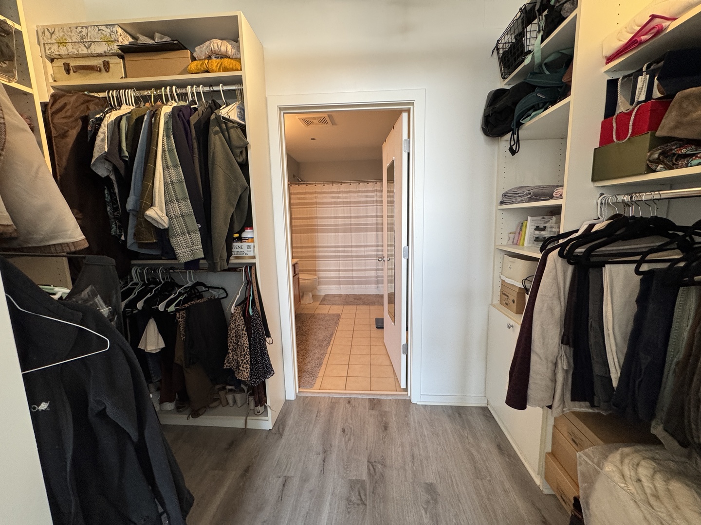 1000 West Adams Street, Unit 810 Chicago, IL 60607 - Photo 17 of 23 Gallery Image 17