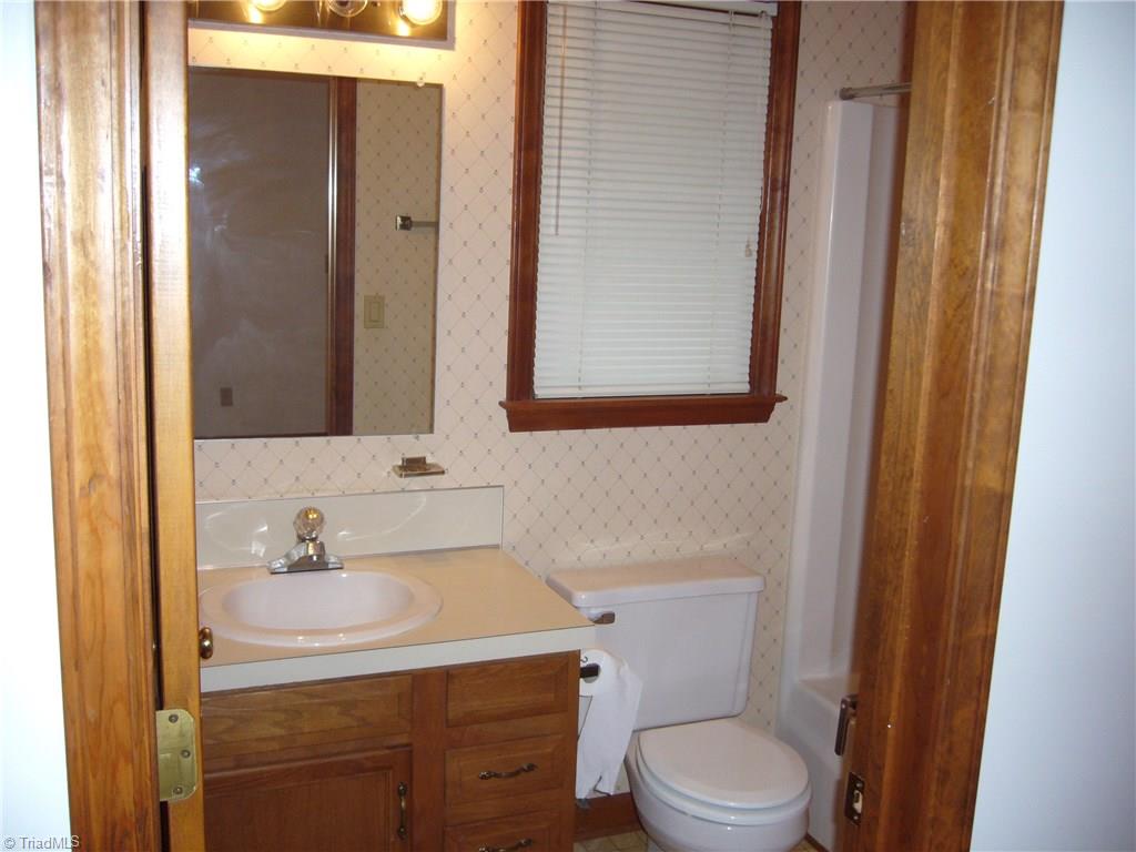 642 Odell Owen Road Lexington, NC 27295 - Photo 7 of 9 Gallery Image 7