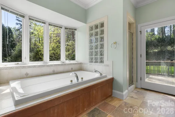 $915,000 | 421 18th Ave Lane Northwest, Hickory, NC 28601