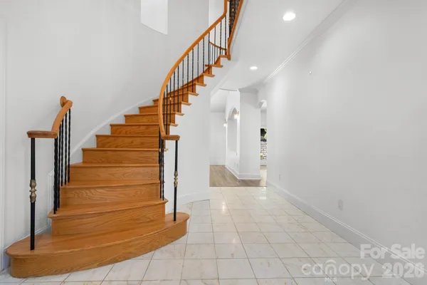 $915,000 | 421 18th Ave Lane Northwest, Hickory, NC 28601