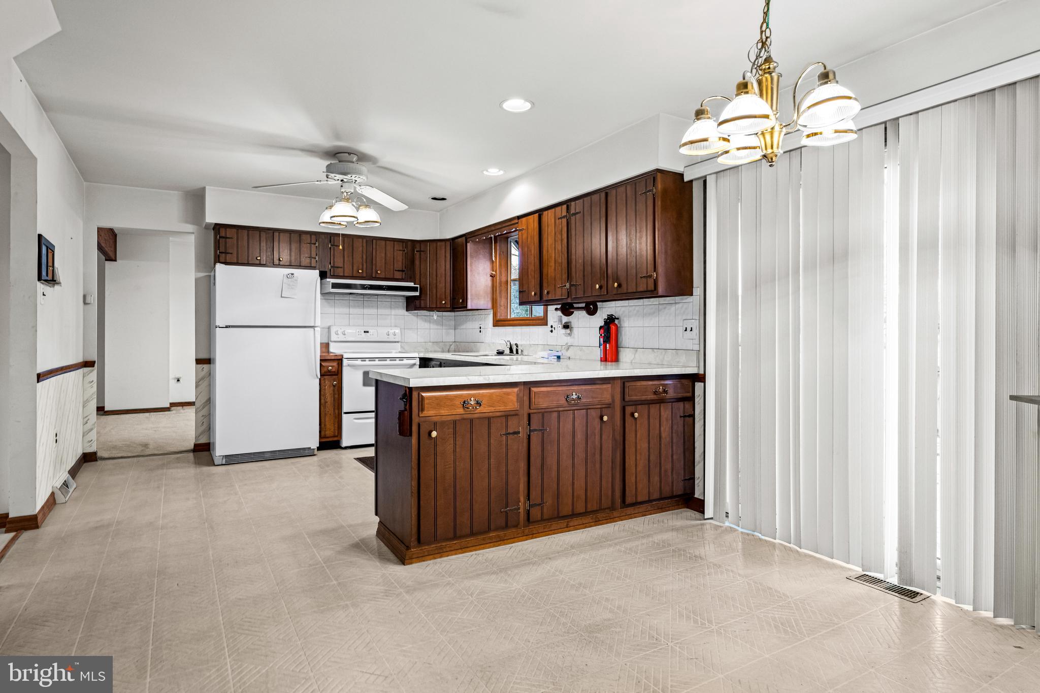 346 Lower Landing Road Blackwood, NJ 08012 - Photo 16 of 31 Gallery Image 16