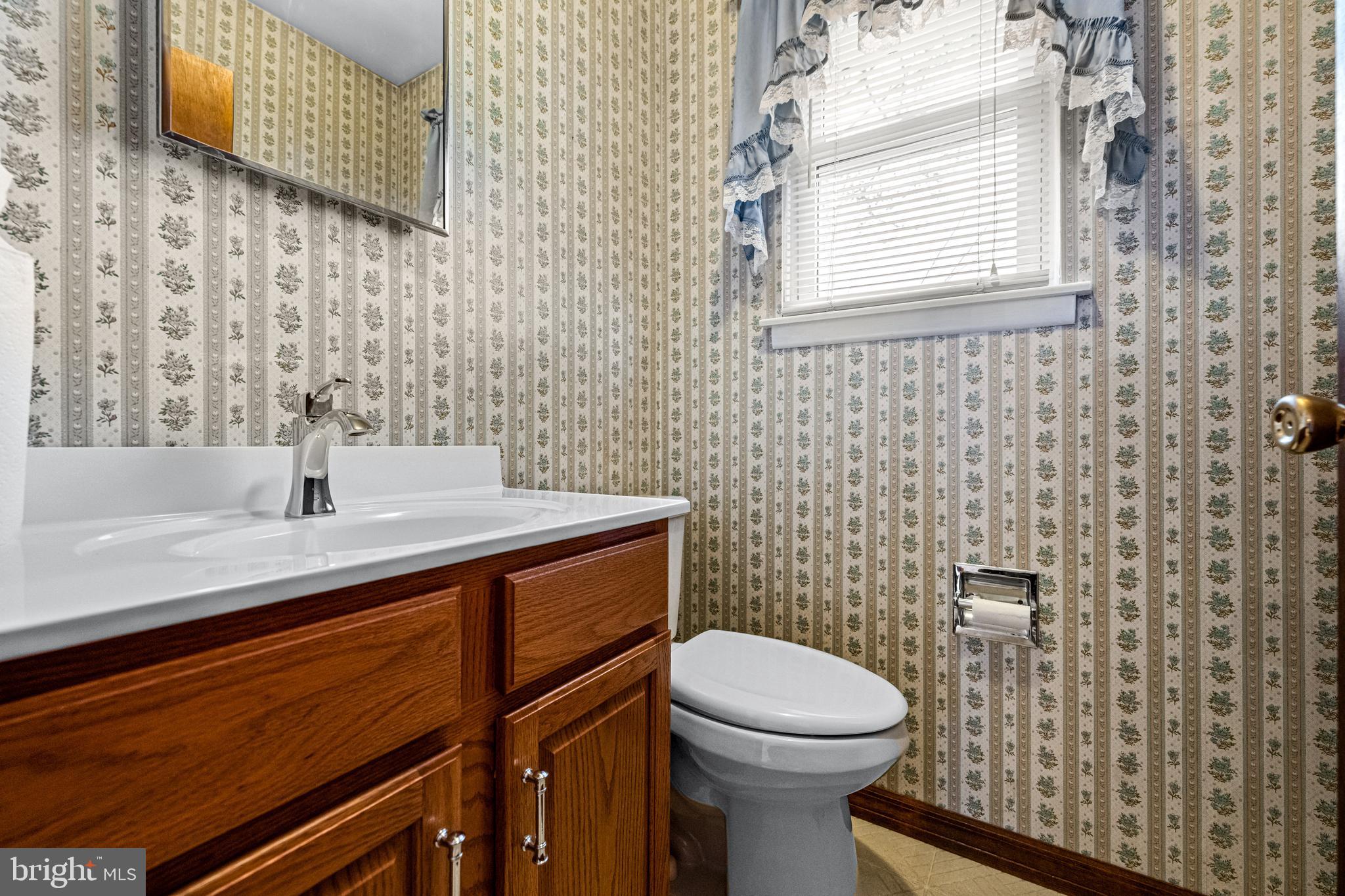346 Lower Landing Road Blackwood, NJ 08012 - Photo 17 of 31 Gallery Image 17