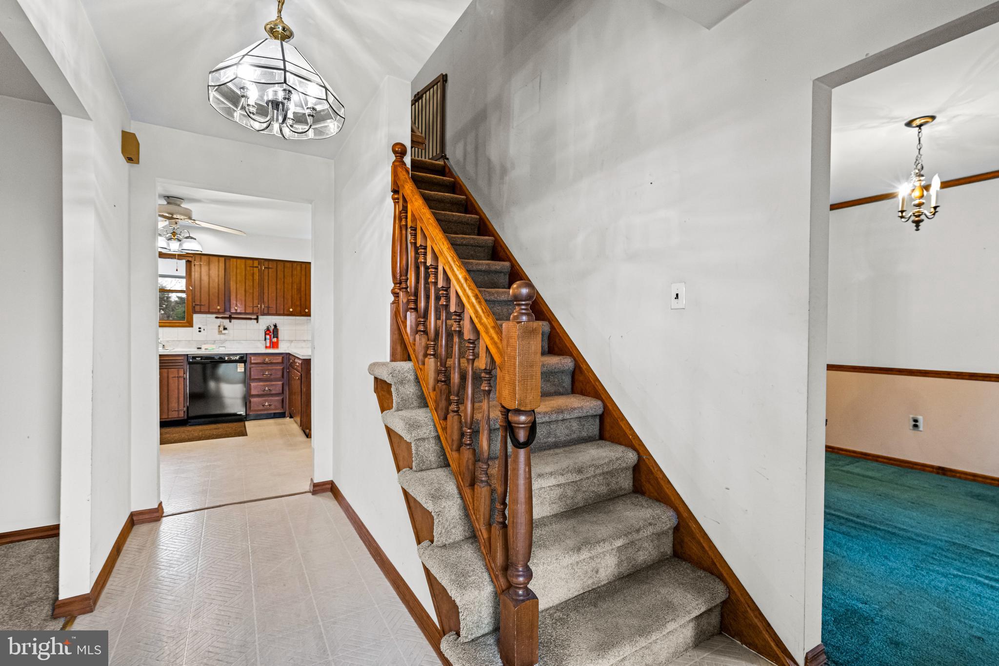 346 Lower Landing Road Blackwood, NJ 08012 - Photo 2 of 31 Gallery Image 2