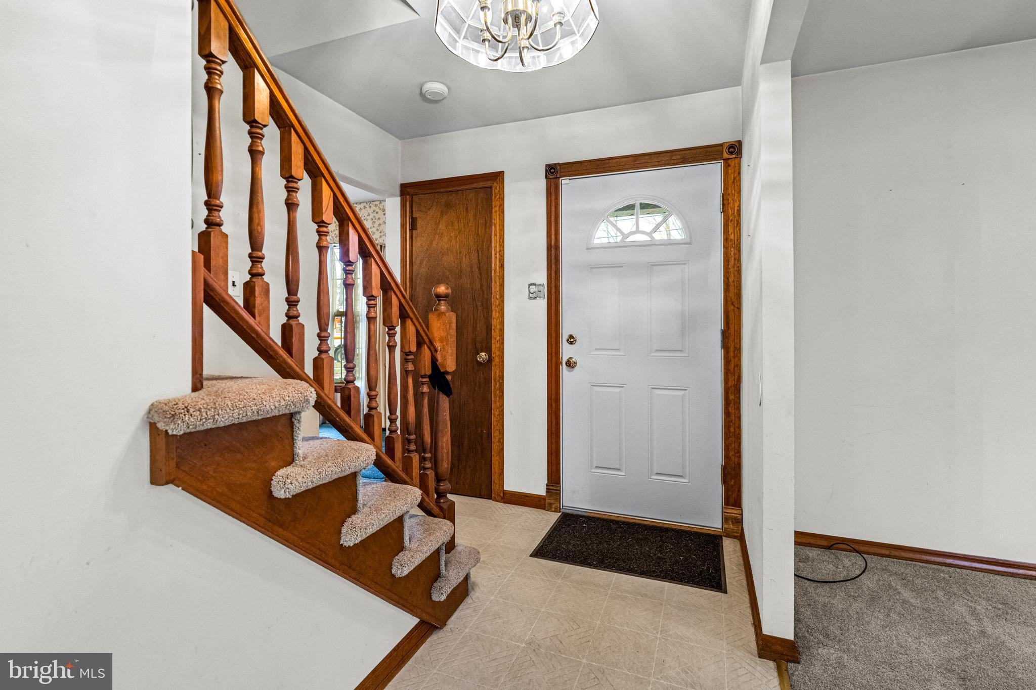 346 Lower Landing Road Blackwood, NJ 08012 - Photo 3 of 31 Gallery Image 3