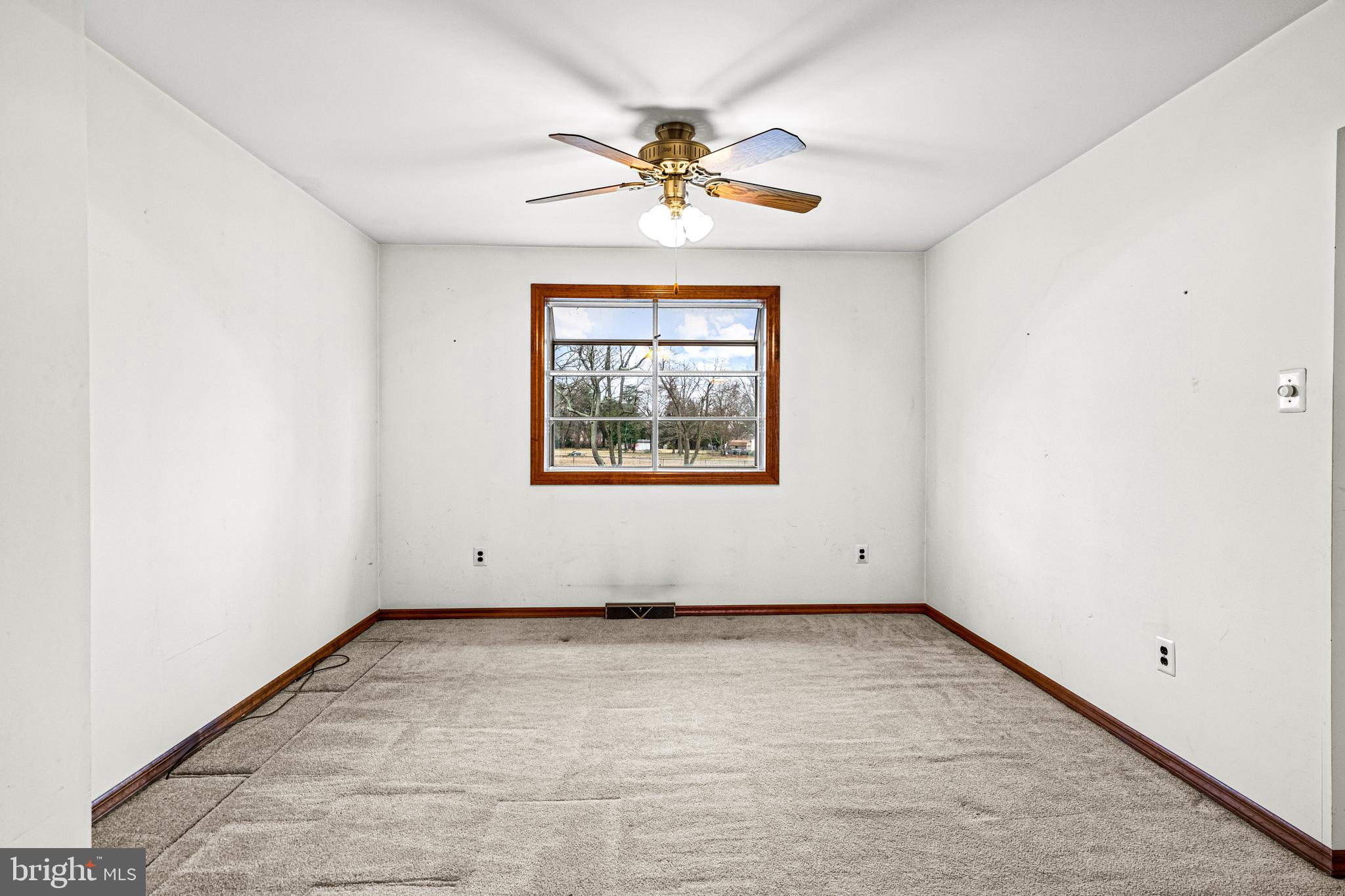 346 Lower Landing Road Blackwood, NJ 08012 - Photo 8 of 31 Gallery Image 8