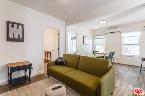 a view of a yard with plants