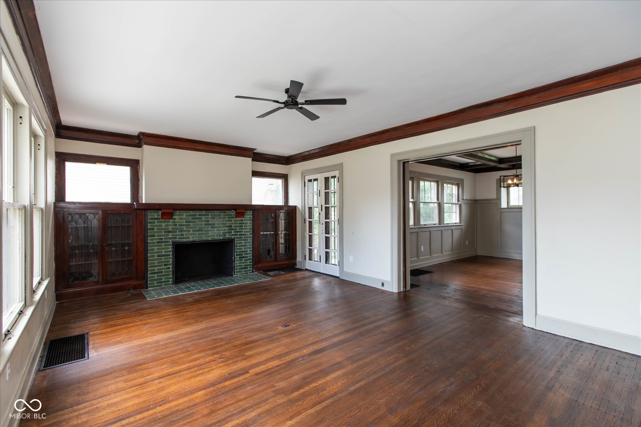 3358 Ruckle Street Indianapolis, IN 46205 - Photo 5 of 25