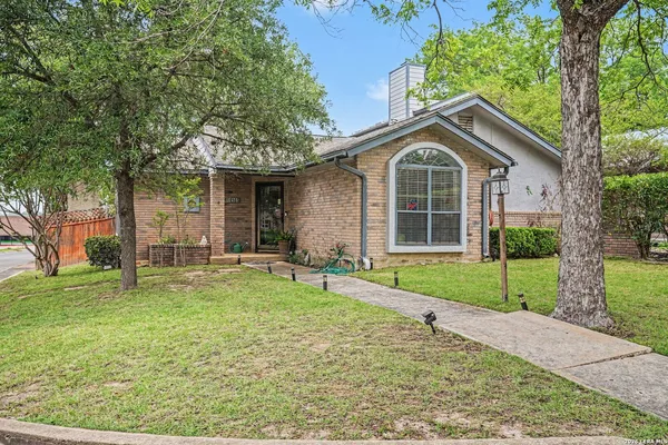 $290,000 | 9103 Windgarden Circle, Windcrest, TX 78239