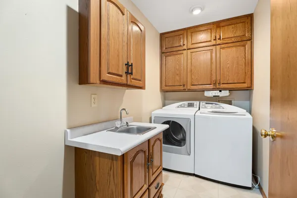 $439,000 | 1260 College Way, Worthington, MN 56187