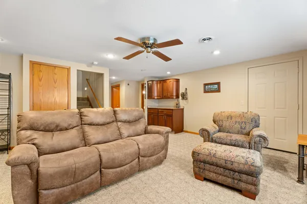$439,000 | 1260 College Way, Worthington, MN 56187