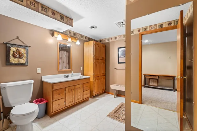 $439,000 | 1260 College Way, Worthington, MN 56187