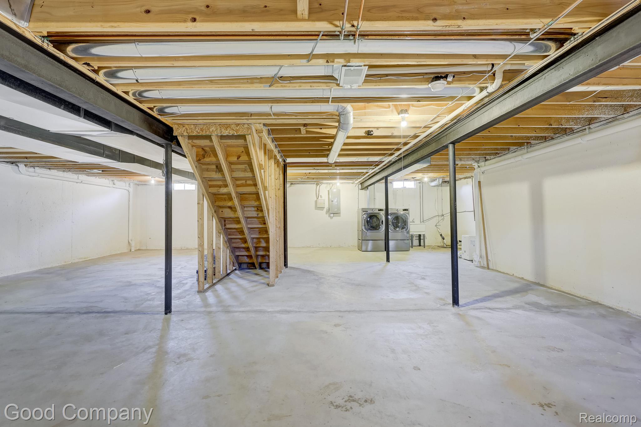 3526 Inverness Drive Rochester, MI 48306 - Photo 63 of 82 3526 Inverness Dr.-55.jpg