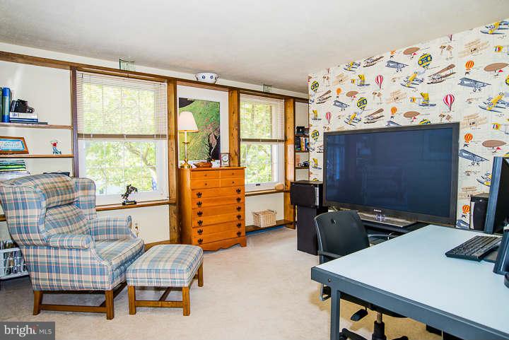 5906 Freds Oak Road Burke, VA 22015 - Photo 20 of 30 Bedroom