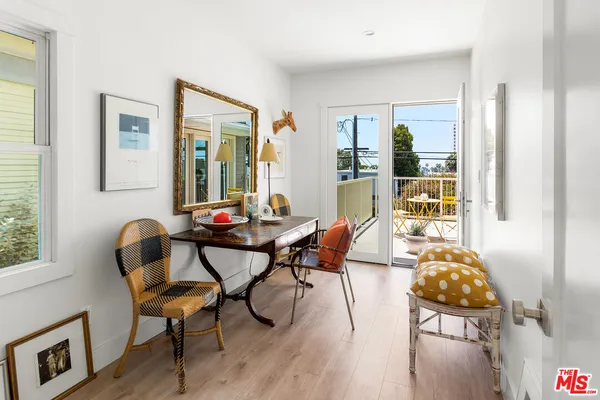 $12,000 | 2817 3rd Street, Unit 1, Santa Monica, CA 90405