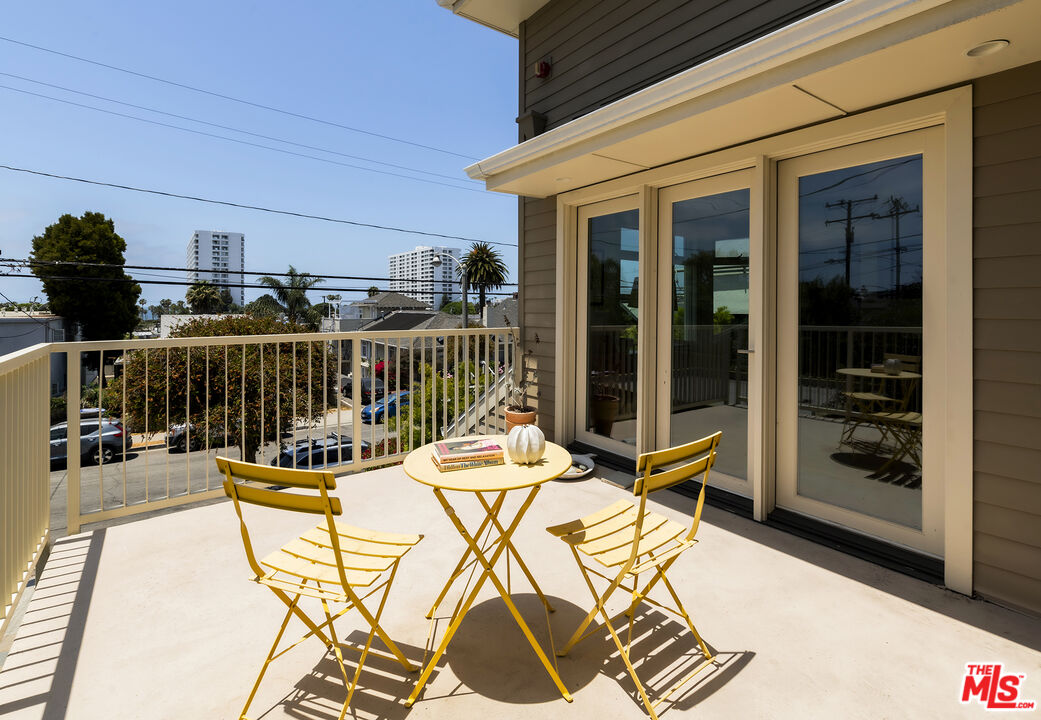 2817 3rd Street, Unit 1 Santa Monica, CA 90405 - Photo 14 of 27