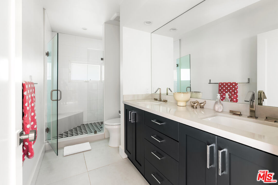 2817 3rd Street, Unit 1 Santa Monica, CA 90405 - Photo 20 of 27