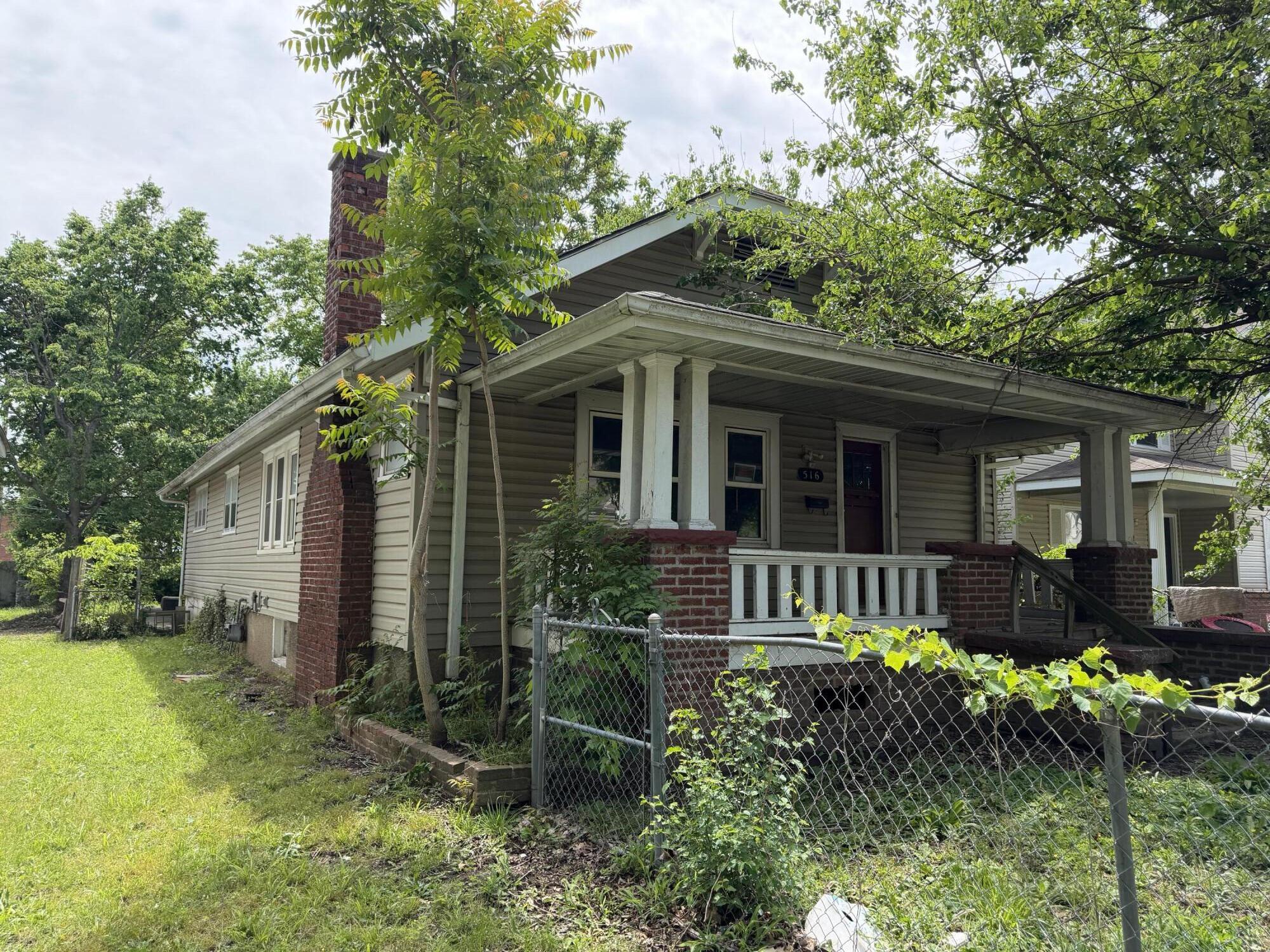 516 West Nichols Street Springfield, MO 65802 - Photo 2 of 2 IMG_1112