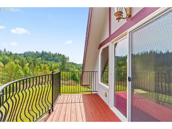 $2,399,995 | 90834 Coburghills Drive, Eugene, OR 97408