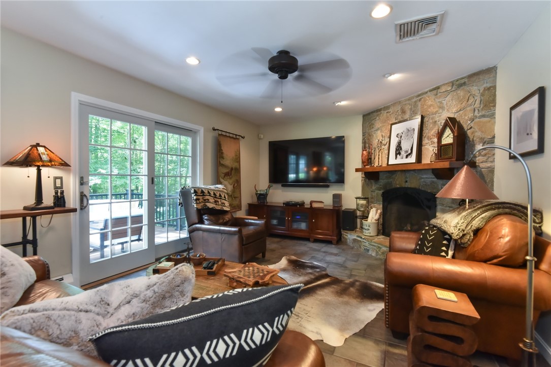 34 New Road Exeter, RI 02822 - Photo 21 of 50