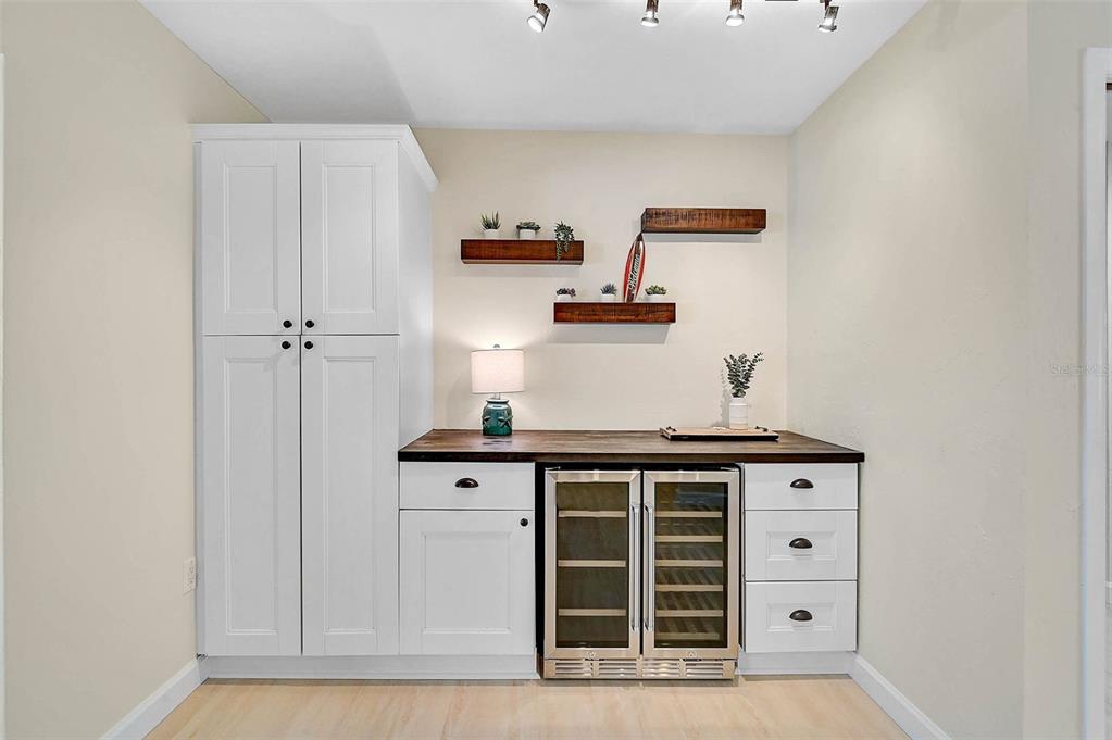 1099 Nokomis Avenue South Venice, FL 34285 - Photo 16 of 68