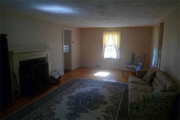 17 Ripley Street Wilbraham, MA 01095 - Photo 2 of 11 Gallery Image 2