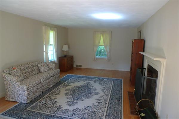 17 Ripley Street Wilbraham, MA 01095 - Photo 3 of 11 Gallery Image 3