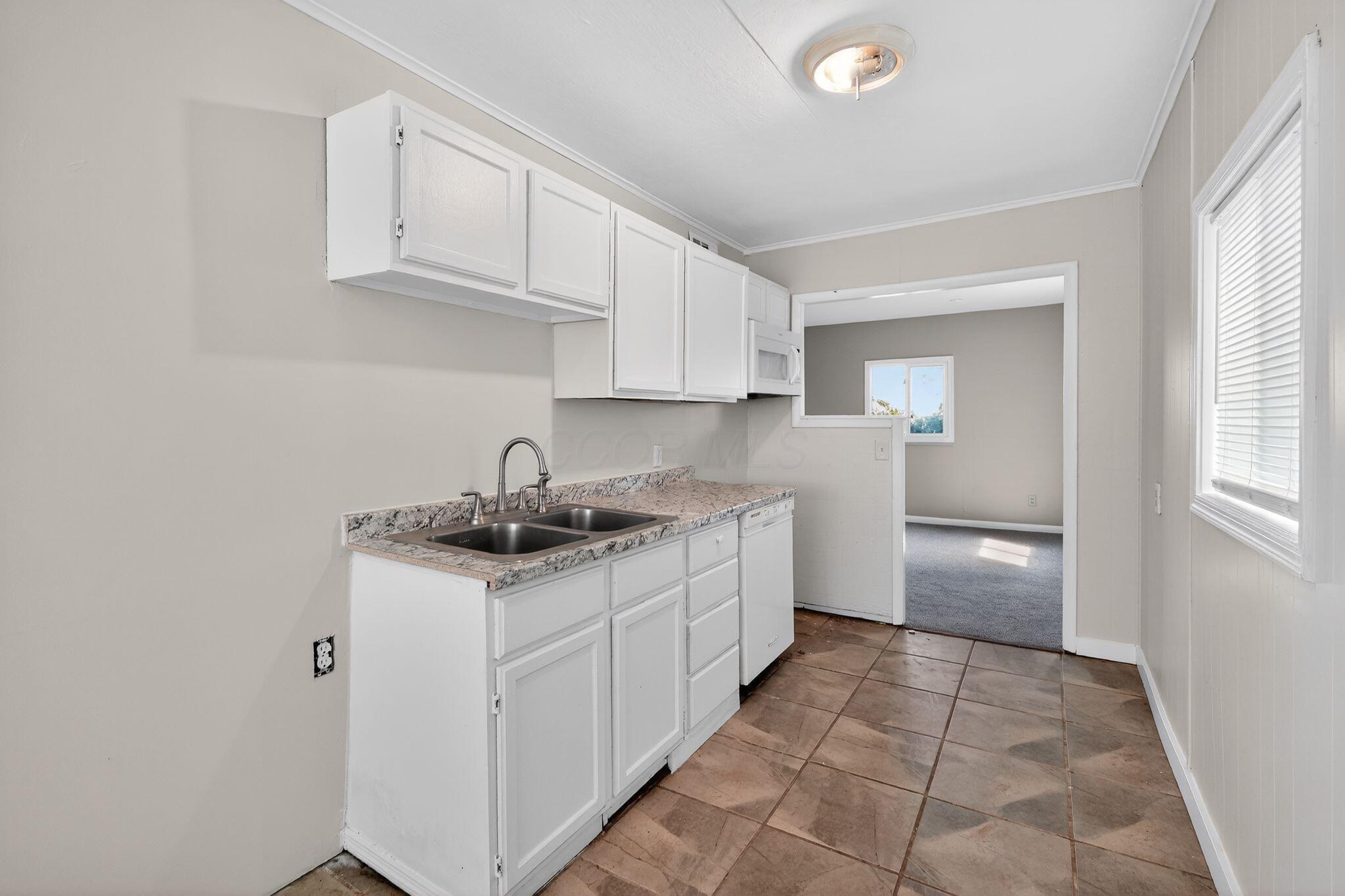 417 South Hampton Road Columbus, OH 43213 - Photo 14 of 31 Gallery Image 14