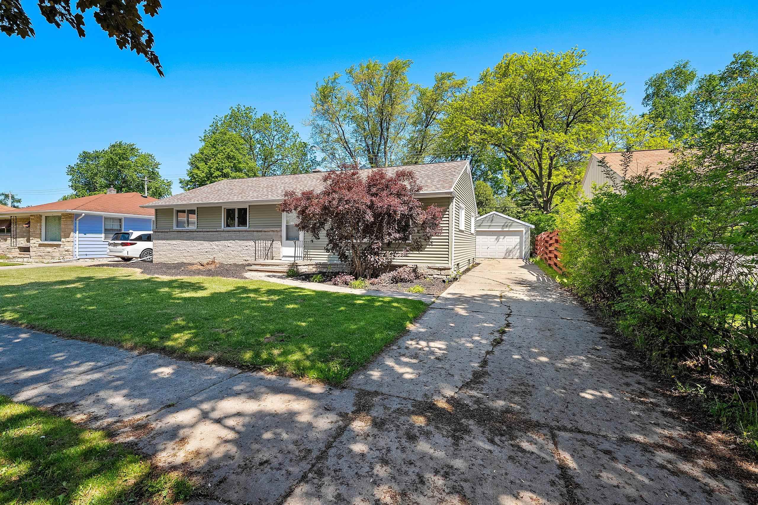 1006 East Lindbergh Street Appleton, WI 54911 - Photo 41 of 51