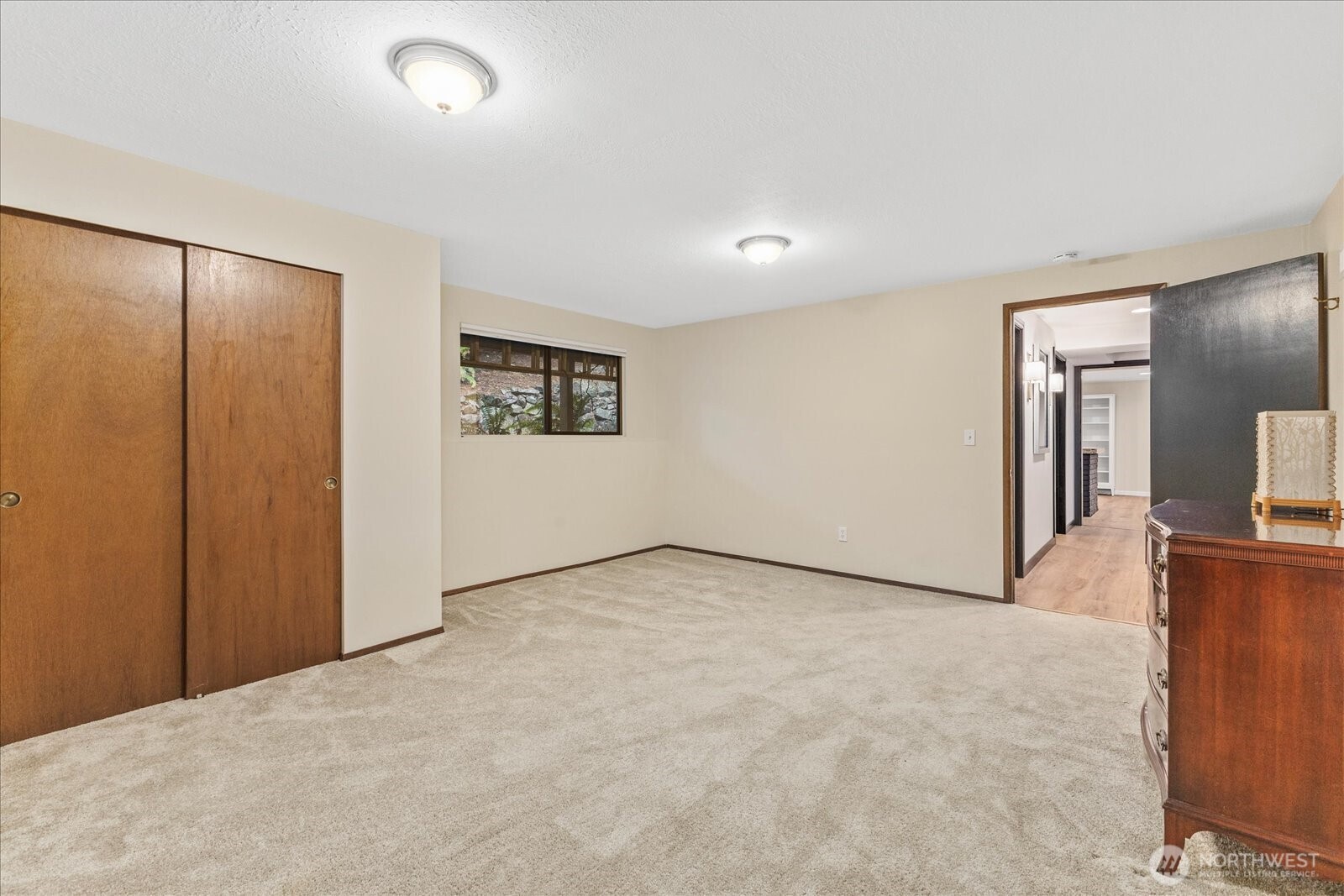 8201 181st Place Southwest Edmonds, WA 98026 - Photo 17 of 39