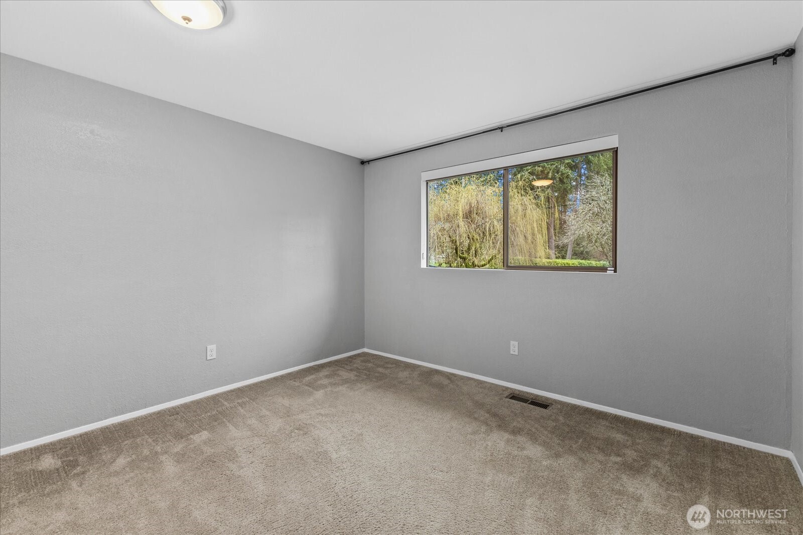 8201 181st Place Southwest Edmonds, WA 98026 - Photo 23 of 39