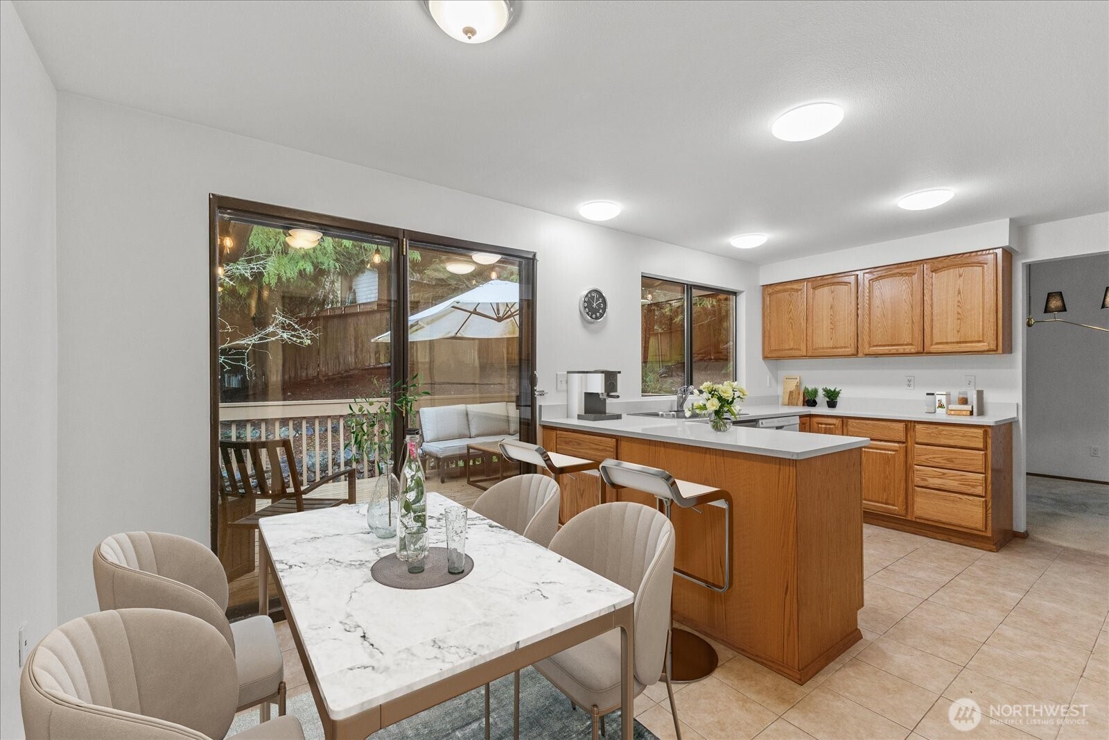 8201 181st Place Southwest Edmonds, WA 98026 - Photo 4 of 39