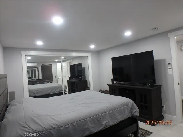 $1,050,000 | 17457 Covello Street, Van Nuys, CA 91406